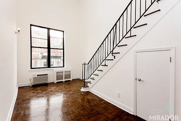 Rented by Mirador Real Estate | media 30