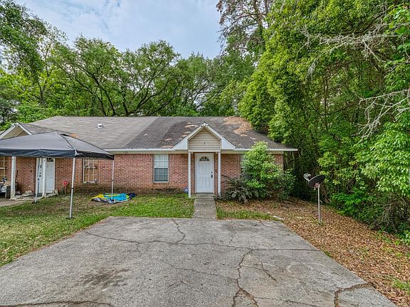2nd image of 1335 Volusia St #2