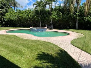 1101 SW 13th Dr, Boca Raton, FL 33486