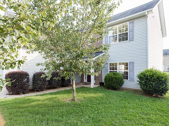 front-of-house-3_08192017