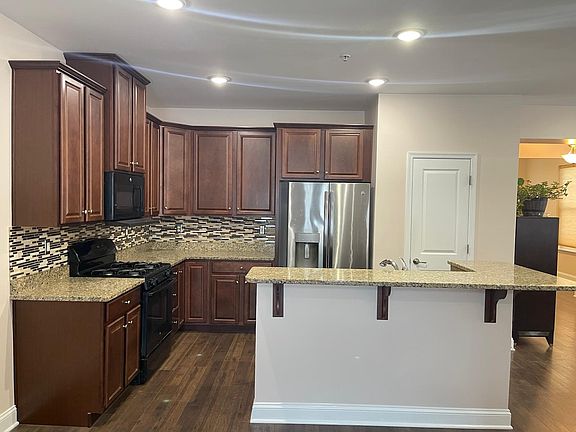 Gourmet Kitchen
