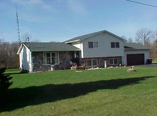 13350 Bunkerhill Rd, Pleasant Lake, MI 49272