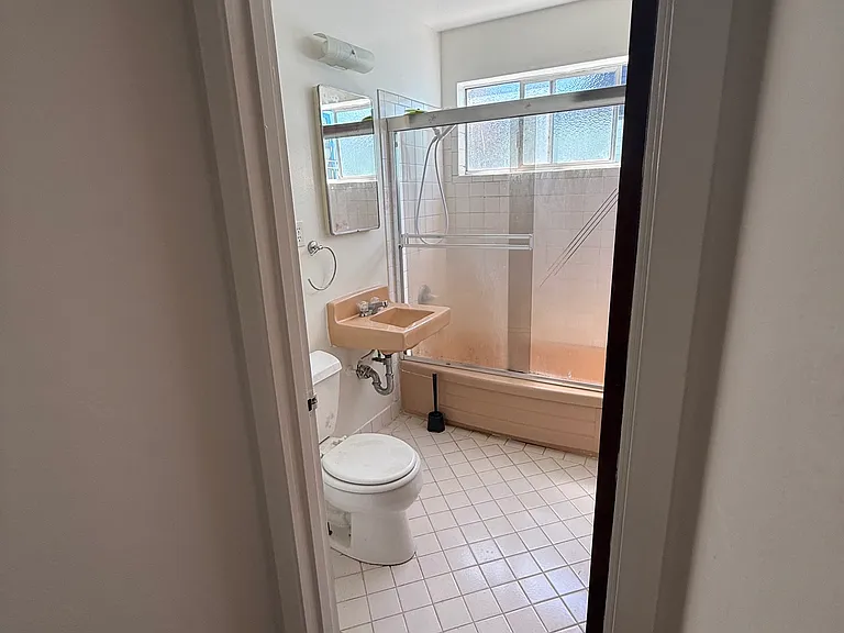 301 Parnassus Ave #203 — Photo 6