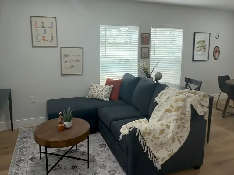113 E Mistletoe Ave #2201 — Photo 3