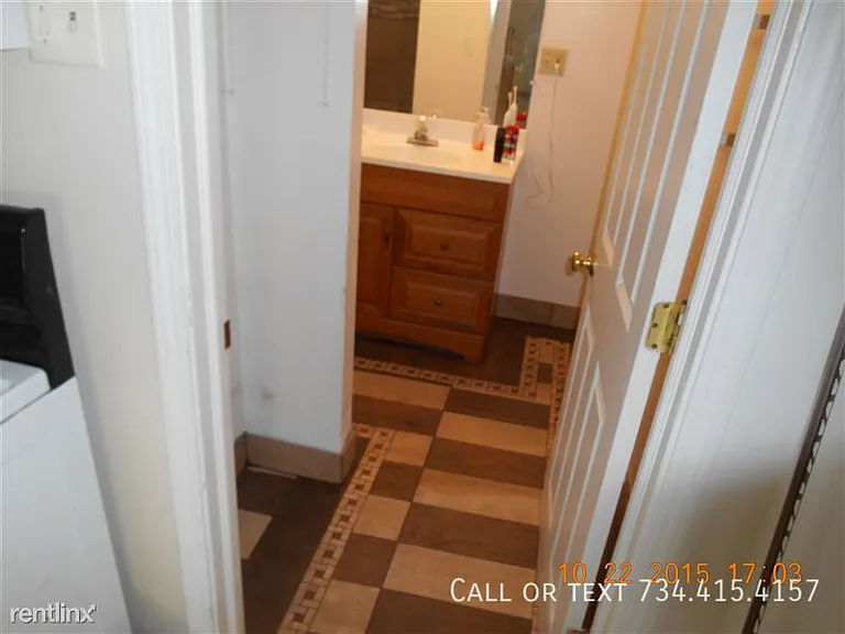 707 S Division St #1-A — Photo 24