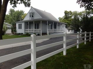 2004 Taylor Ave, Iowa Falls, IA 50126