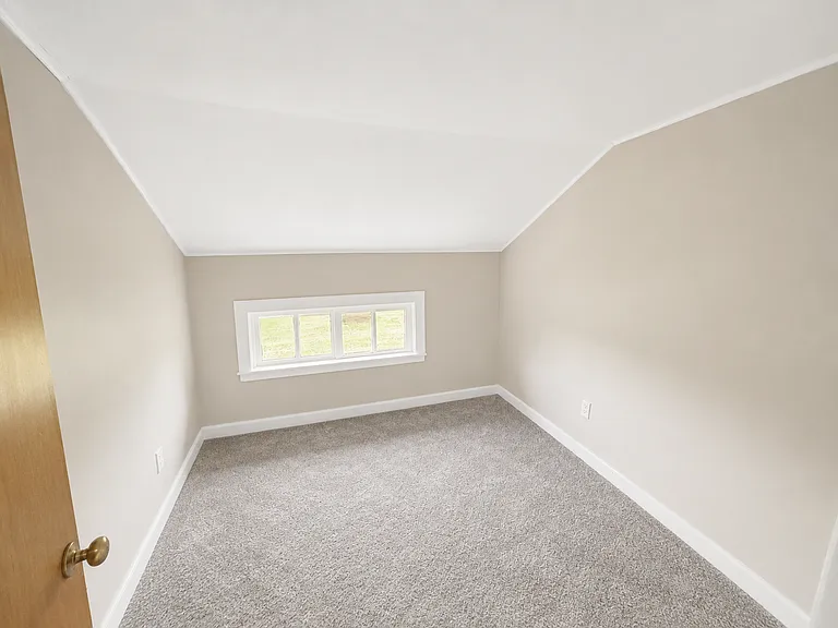 12384 N Mackinaw Hwy #2 — Photo 5