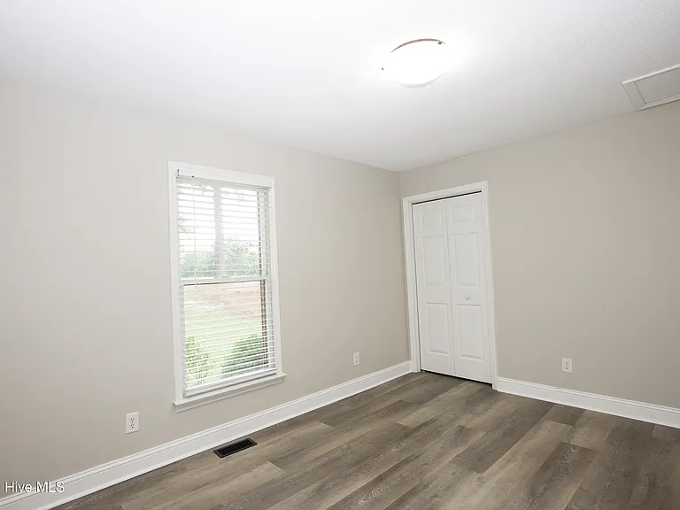201 Sarason Pl — Photo 29