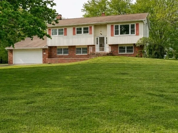 333 Kathleen Dr, Jefferson, OH 44047
