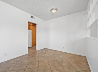 12272 Orangewood Ave, Anaheim, CA 92802