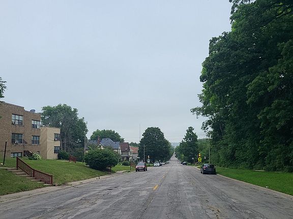 4th image of 1320 20th St