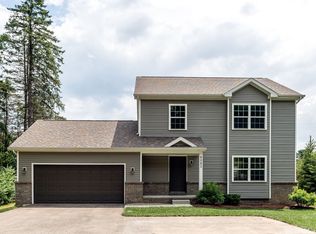 4083 Newton Rd, Commerce Township, MI 48390