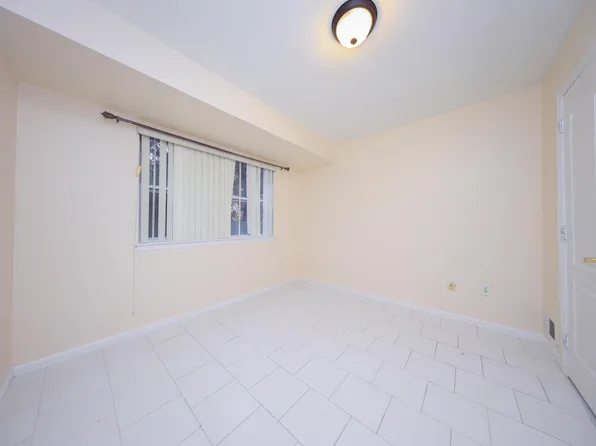 4 Marisa Court image 21 of 30