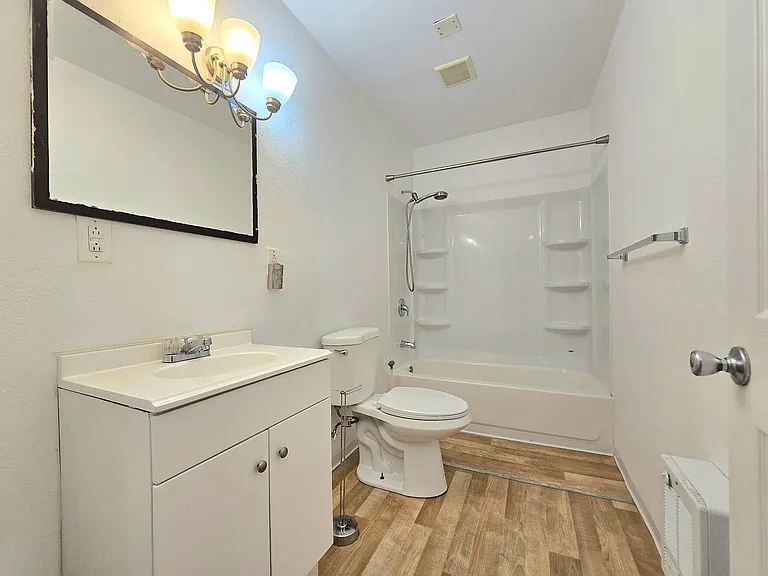 15602 Ash Way #1-4 — Photo 10
