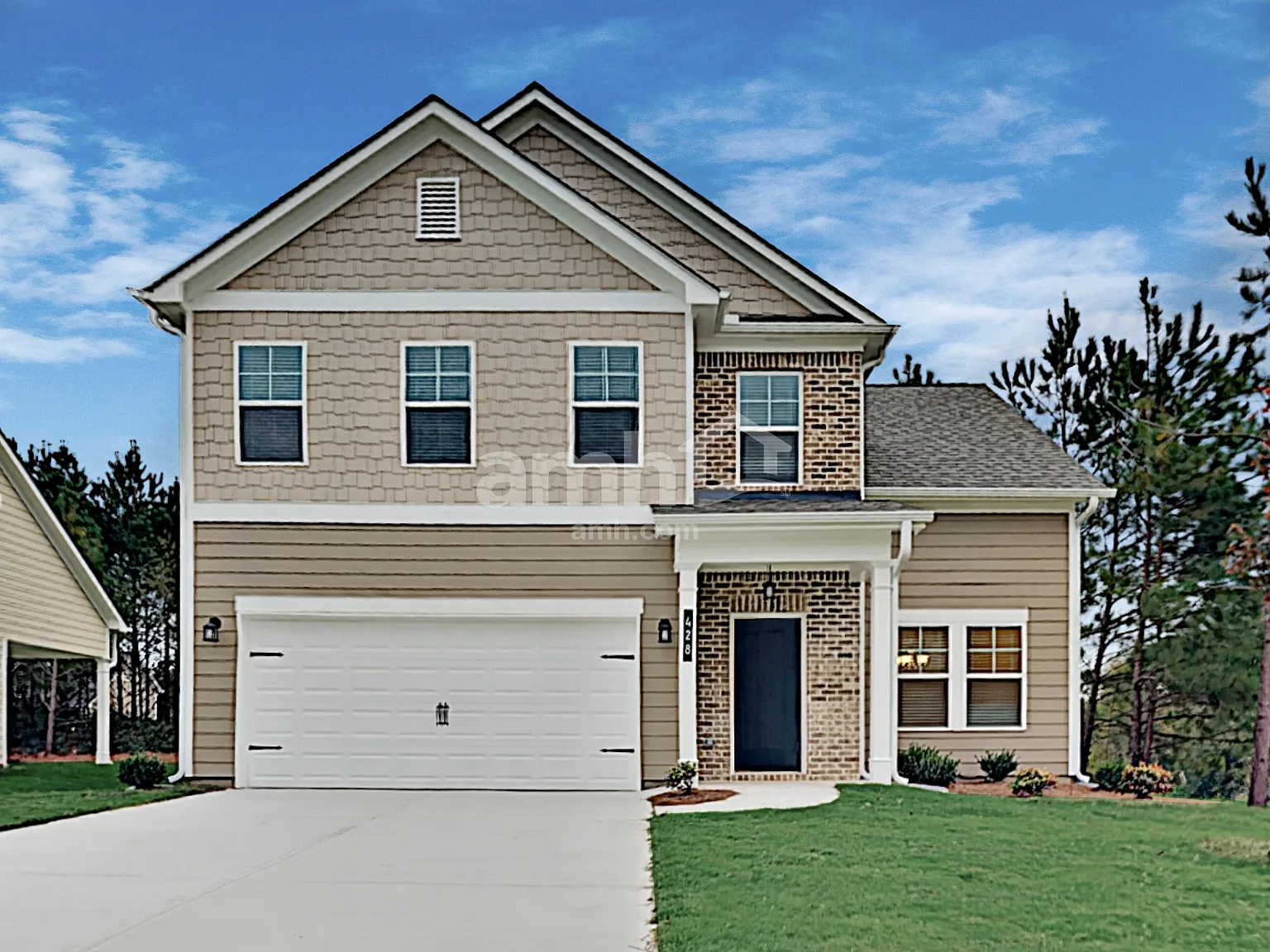 4 bed, 2.5 bath, 1941 sqft, $2,190 — Photo 1