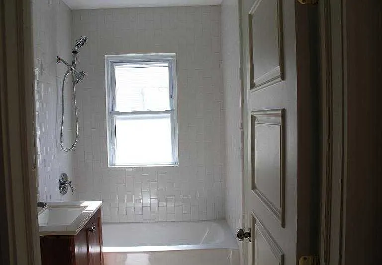 Florence St — Photo 3