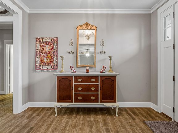 3rd image of 104 Harvest Oaks Cir