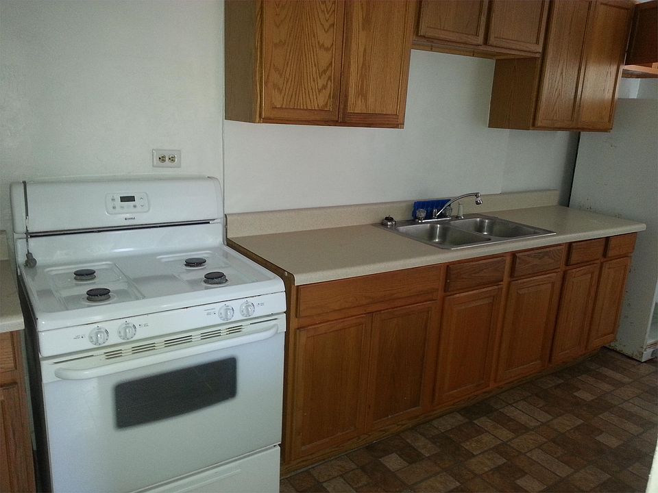 1st image of 112 W Palmer Ave