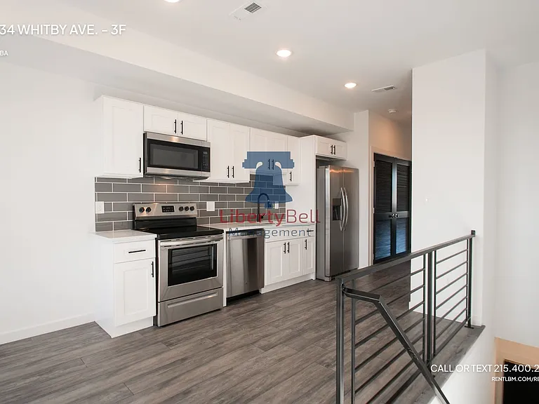 5434 Whitby Ave — Photo 1