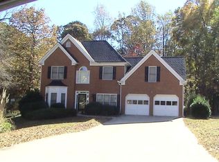 2060 Davis Dr, Cumming, GA 30041