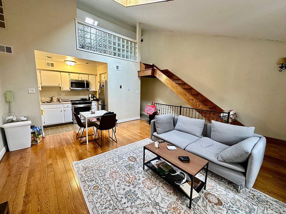 1st image of 826 N 26th St #B