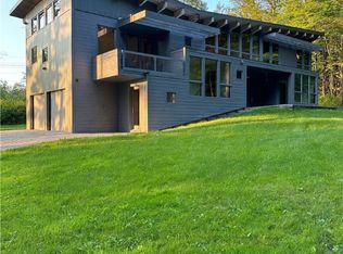 110 Loomis Ct, Ithaca, NY 14850