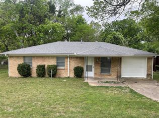 919 Southloop Dr, Duncanville, TX 75137