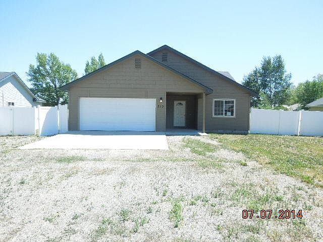 1st image of 310 Camas Ave