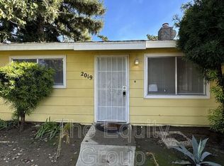 2019 E Walnut Ave, Visalia, CA 93292