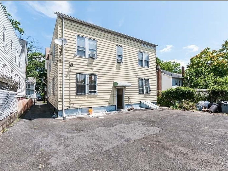 2nd image of 92-94 Scofield St