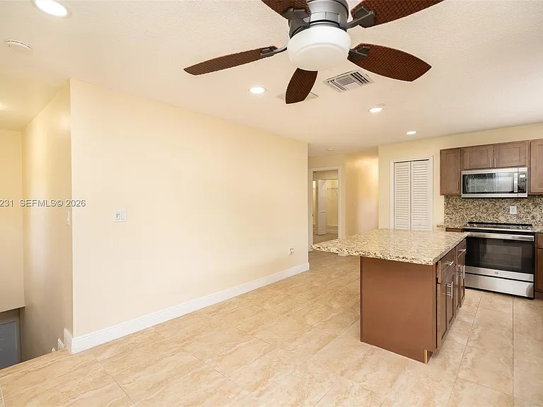 5613 Pierce St — Photo 53