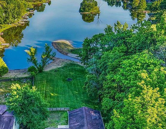 3rd image of 1201 Bella Vista Dr