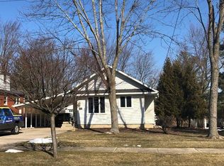 314 W Harrison Rd, Lombard, IL 60148