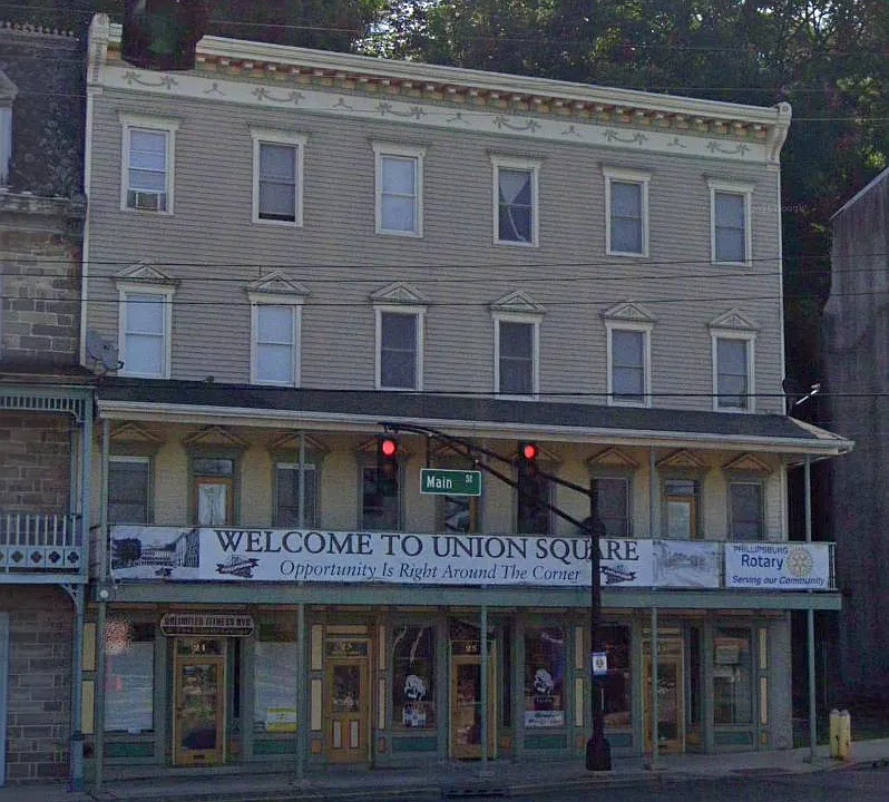21 Union Sq