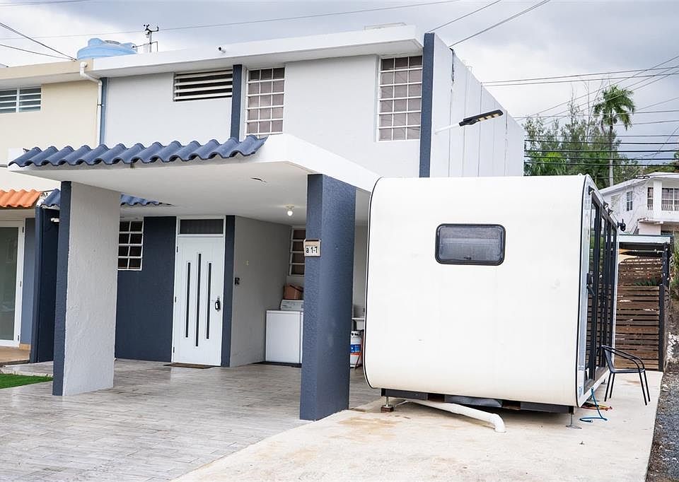 1st image of A1-7 URB. VISTA AZUL CALLE URAYAUN