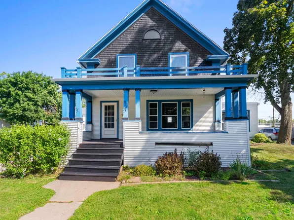 938 Kensington Ave, Plymouth, WI 53073