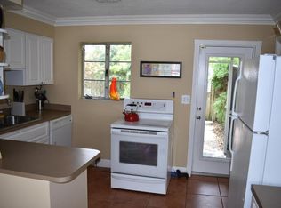 245 Fordham Dr, Lake Worth, FL 33460