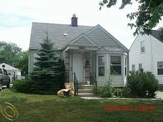 23750 Normandy Ave photo 1