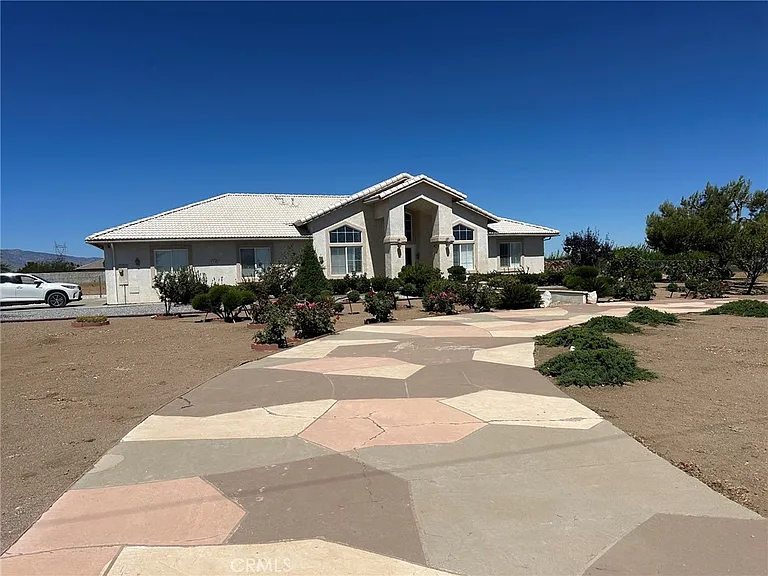 9408 La Cadena Ave — Photo 3