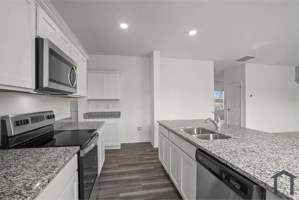 2118 Argento Cir — Photo 5
