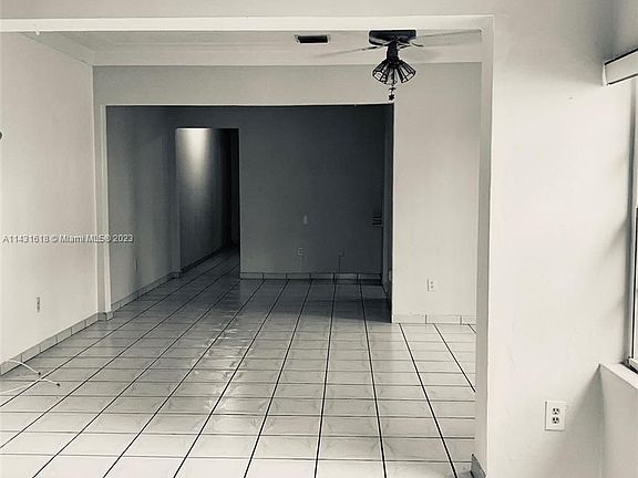 5th image of 501 SW 35th Ave #503
