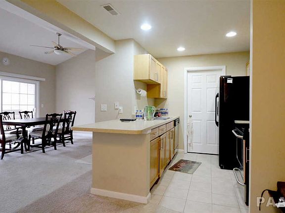 3rd image of 4517 N Thornhill Dr