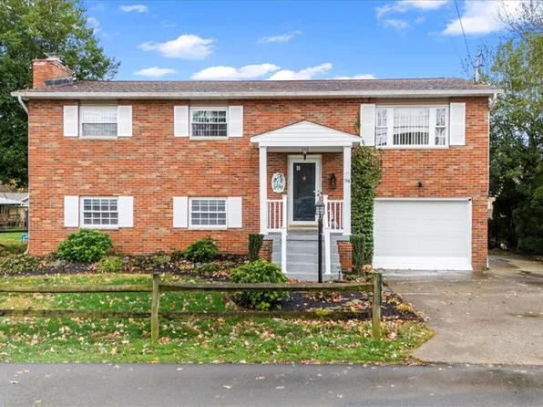 94 Greenwood Dr, Williamstown, WV 26187