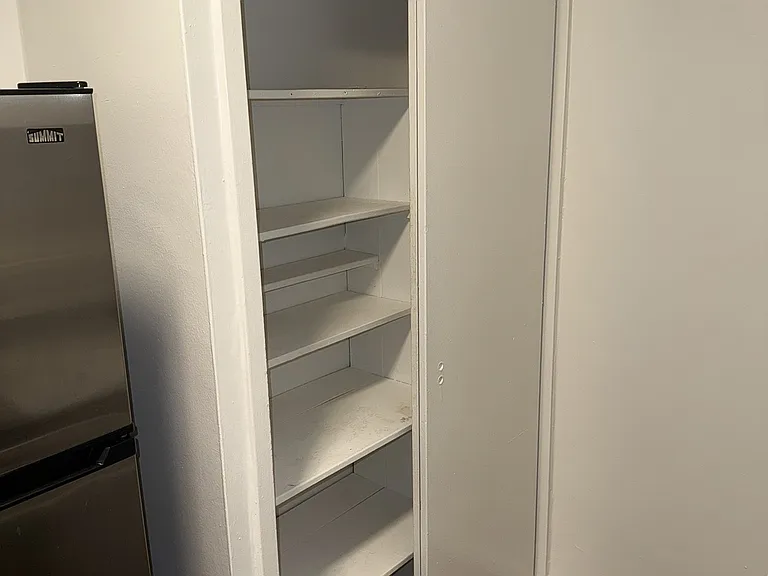 401 Park Pl #3F — Photo 12