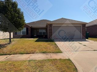 9604 Ella Ln, Moore, OK 73160