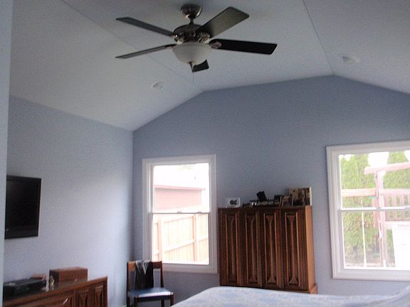 Master Bdrm valuted ceiling