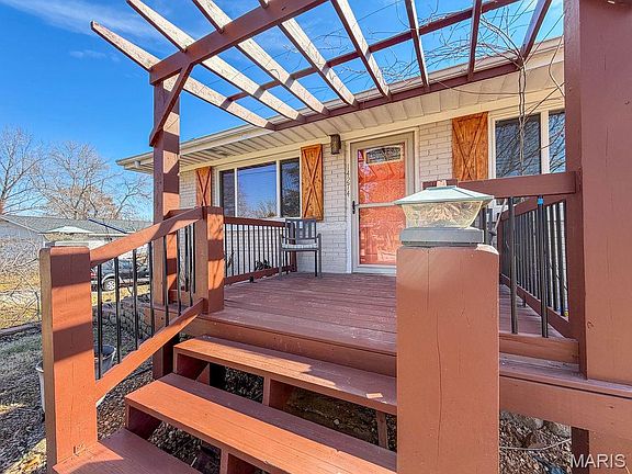 3rd image of 14274 S Lake Dr