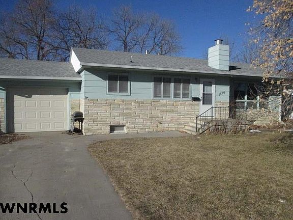 2nd image of 1806 Avenue L