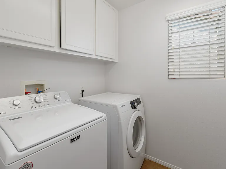 35839 Crickhowell Ave — Photo 20