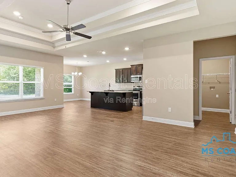 10536 Sweet Bay Dr — Photo 4